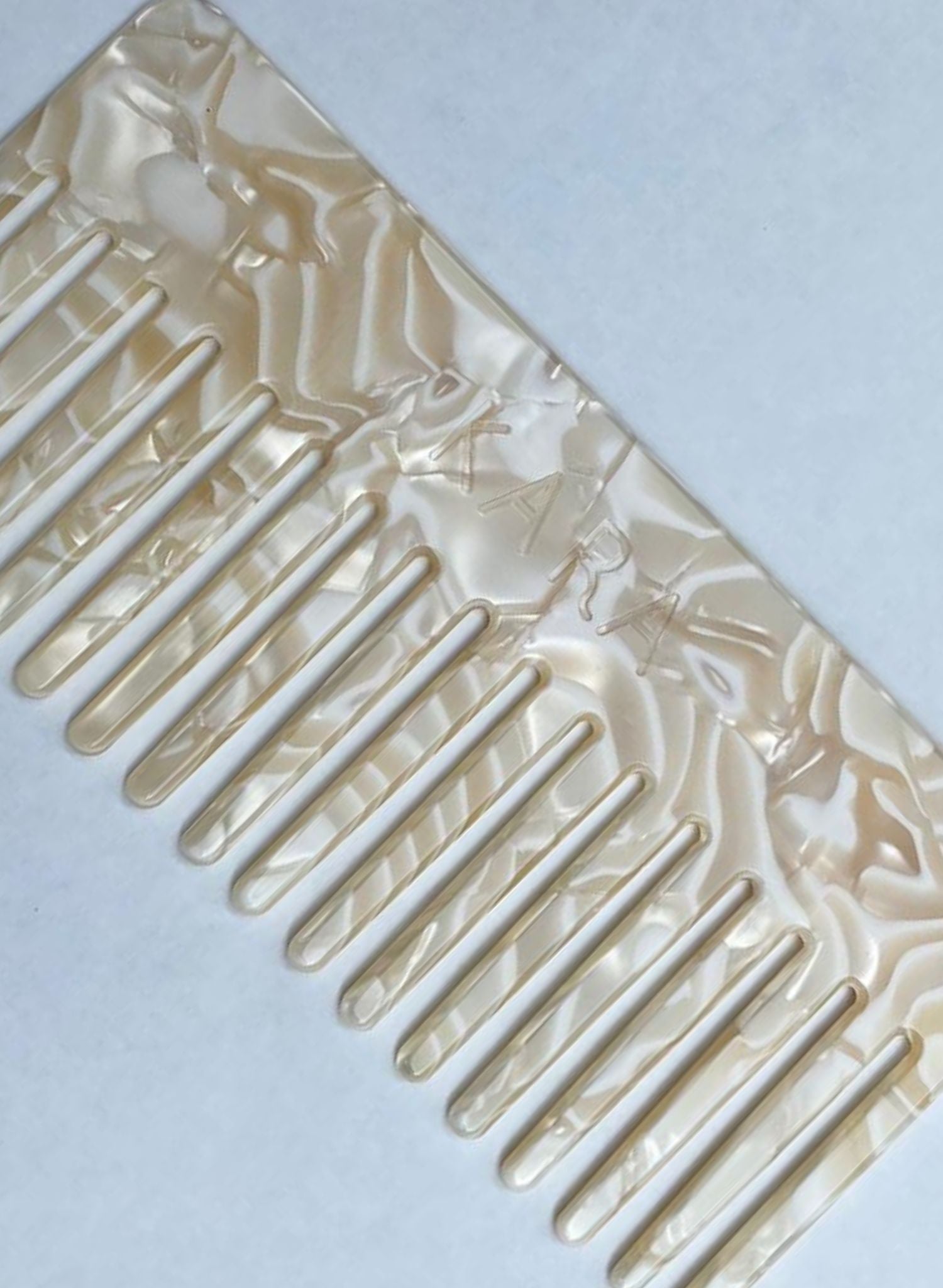 marble comb