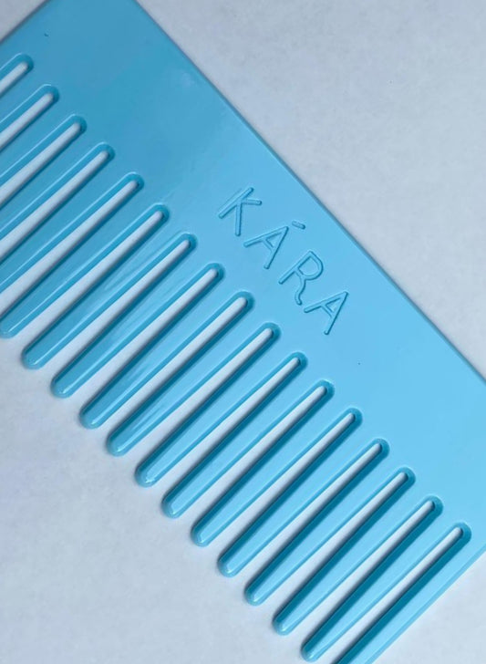 Lightblue comb